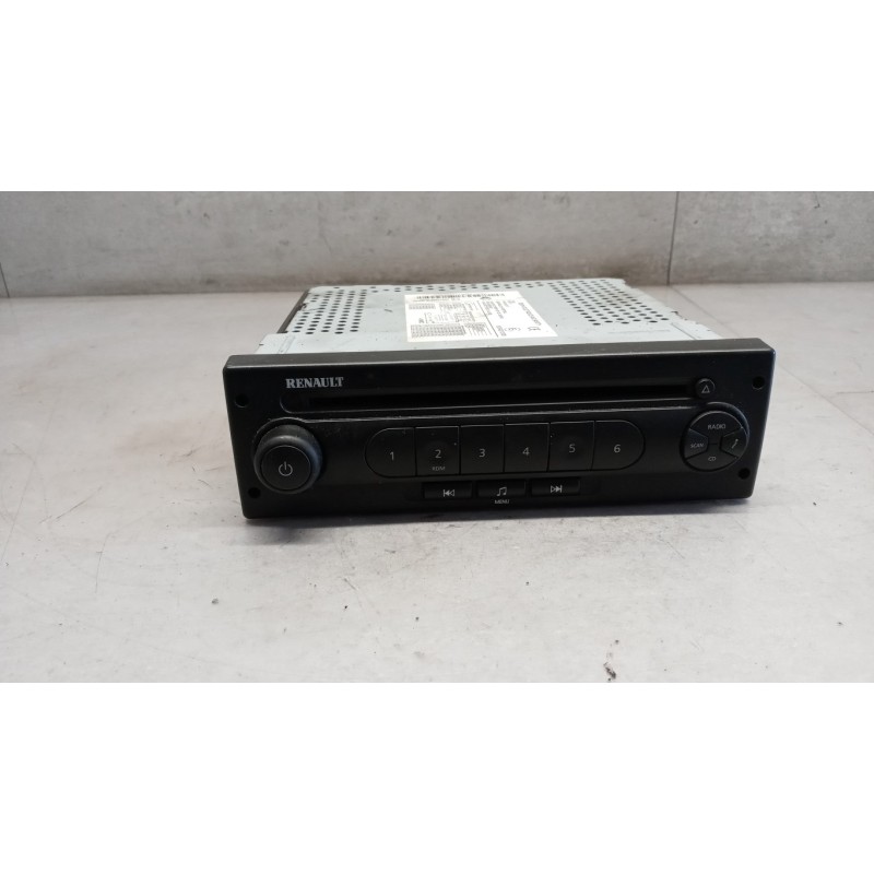 RENAULT truck CAR RADIO RENAULT truck Premium 2005>2013 used