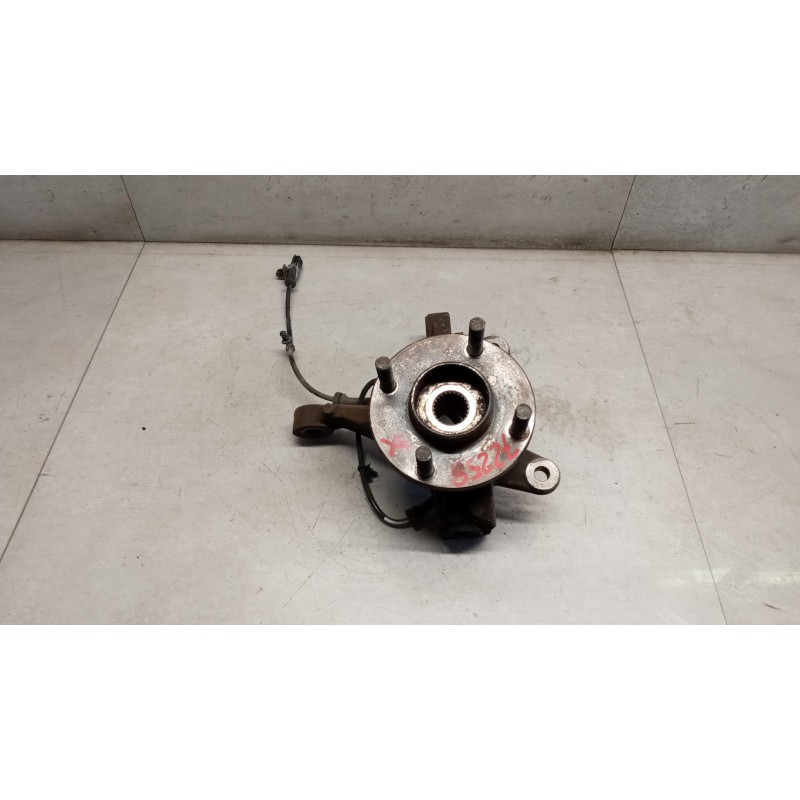 FORD MONTANTE COMPLETO DESTRO FORD Fiesta 2008>2013 usato