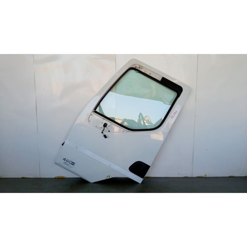 RENAULT truck PORTA ANTERIORE SINISTRA RENAULT truck Premium 2005>2013 usato