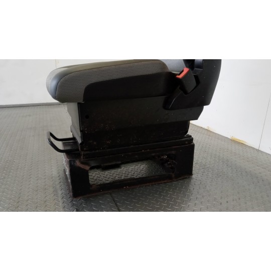 SEDILI ANTERIORI RENAULT truck T 2014> usato