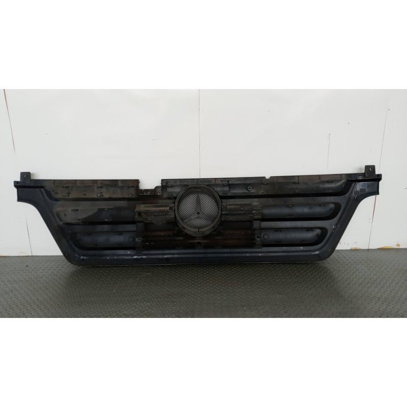 MERCEDES-BENZ truck MASCHERINE MERCEDES-BENZ truck Axor usato