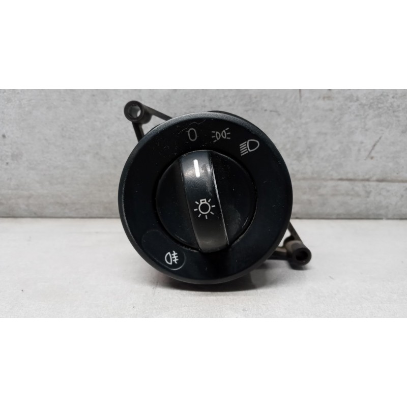 MERCEDES-BENZ truck BLOCK LOGHTS  MERCEDES-BENZ truck Axor used