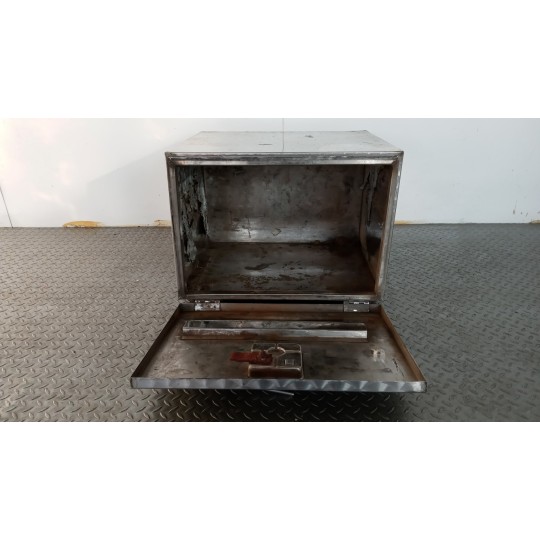 CASSA PORTA ATTREZZI RENAULT truck Premium 2005>2013 usato