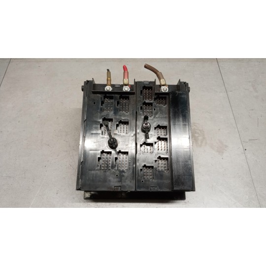 SCATOLA FUSIBILI MERCEDES-BENZ truck Axor usato