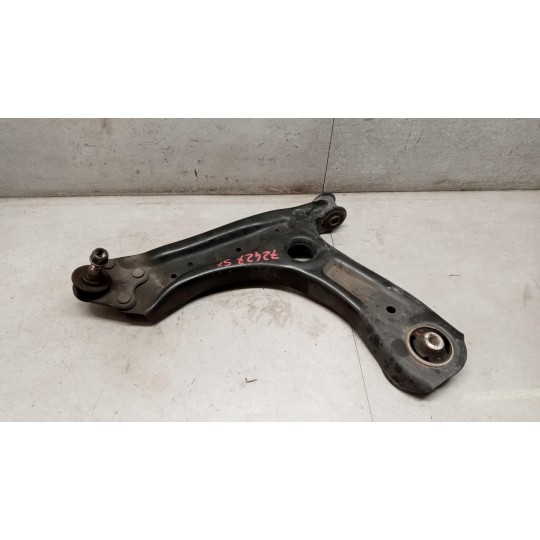 BRACCIO OSCILLANTE ANTERIORE INFERIORE SINISTRO SEAT Ibiza 2008>2012 usato