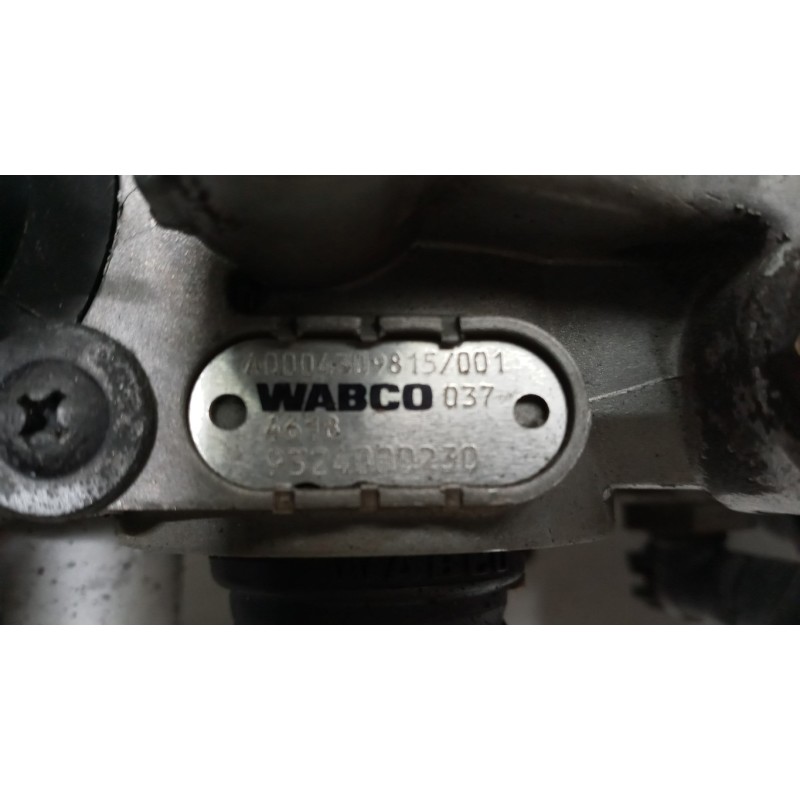 MERCEDES-BENZ truck ESSICCATORE MERCEDES-BENZ truck Axor usato