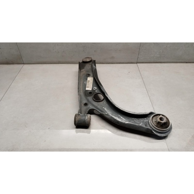 LANCIA CONTROL ARM FRONT LOWER LEFT  LANCIA Ypsilon 2011>2015 used