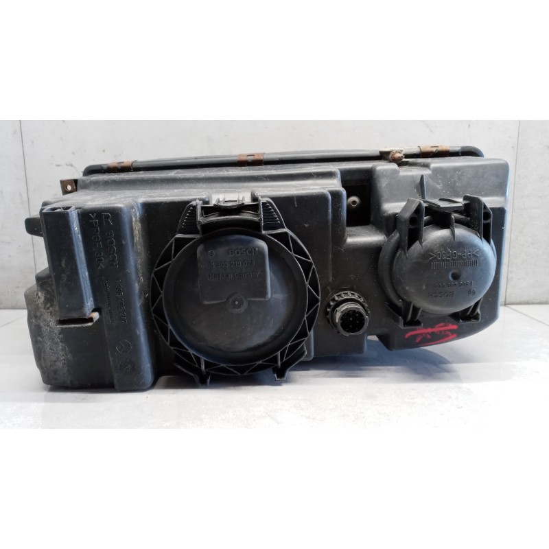 MERCEDES-BENZ truck FARO ANTERIORE DESTRO MERCEDES-BENZ truck Atego 970 usato