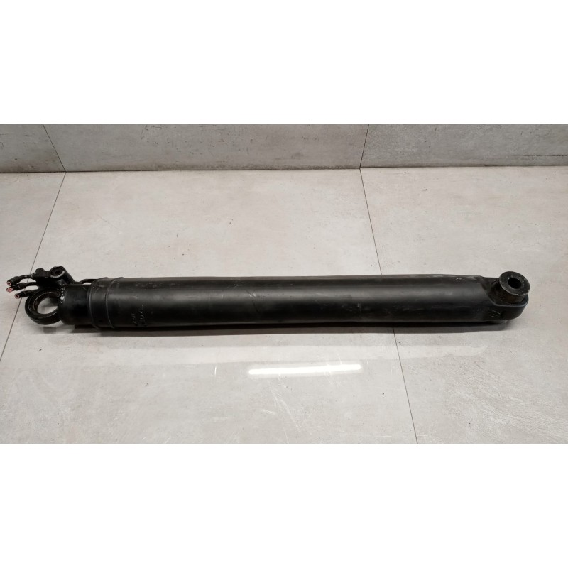 VOLVO truck CAB LIFT PISTON  VOLVO truck FH13 used