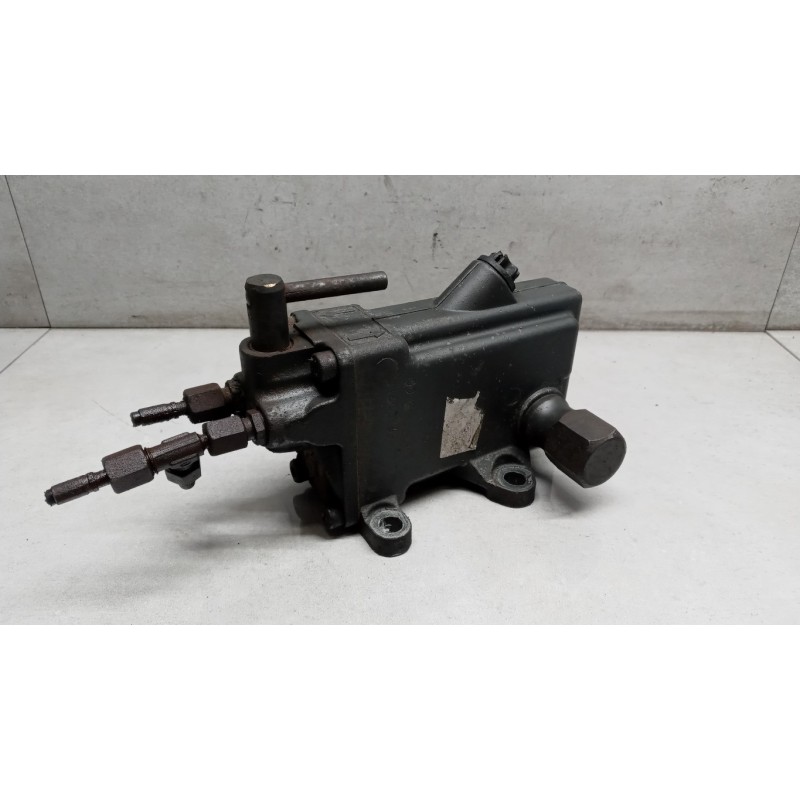 MERCEDES-BENZ truck POMPA IDR ALZACABINA MERCEDES-BENZ truck Atego 970 usato