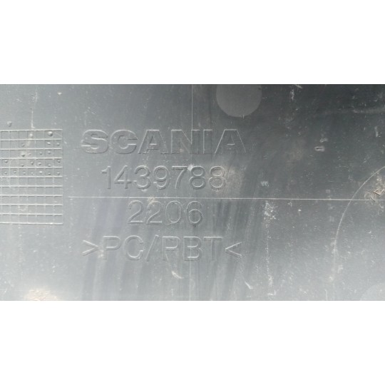 CANTONALE PARAURTI ANT SX SCANIA Serie R 2005> usato