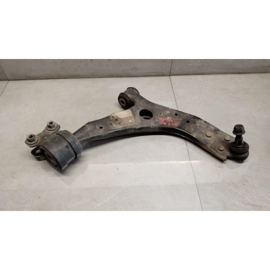 CONTROL ARM FRONT LOWER RIGHT  FORD Focus 2007>2011 used