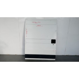 RIGHT SIDE SLIDING DOOR...