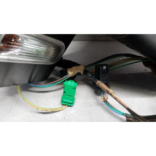 LEFT ELETRIC REAR-VIEW MIRROR  CITROEN C4 2004>2010 used