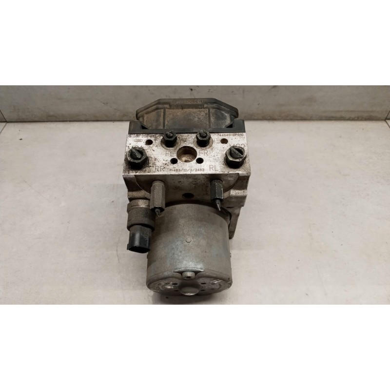 TOYOTA GRUPPO ABS TOYOTA Corolla Verso 2004>2009 usato