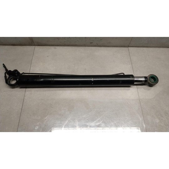 CAB LIFT PISTON  VOLVO truck FH13 used