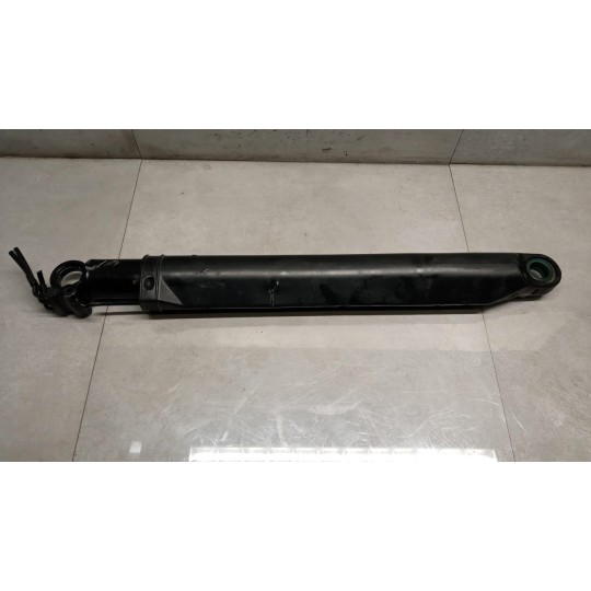 CAB LIFT PISTON  VOLVO truck FH13 used