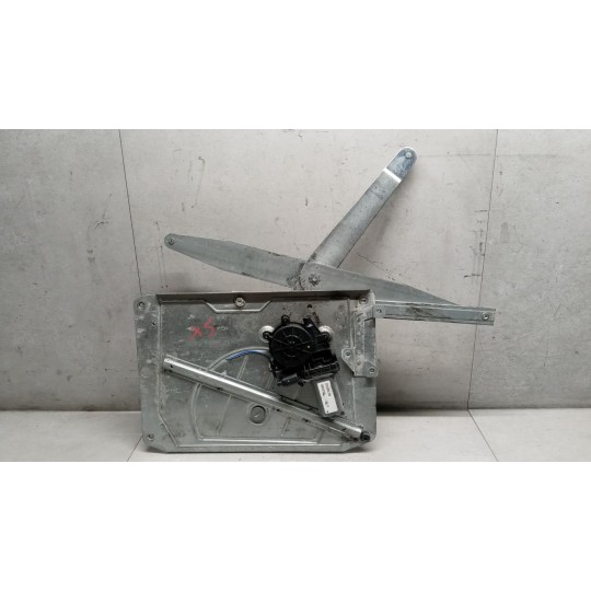 FRONT LEFT POWERED WINDOWS  VOLVO truck FH13 used