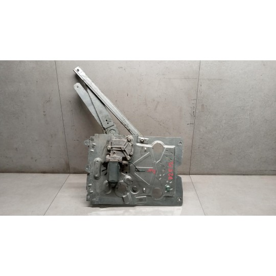 FRONT RIGHT POWERED WINDOWS  VOLVO truck FH13 used