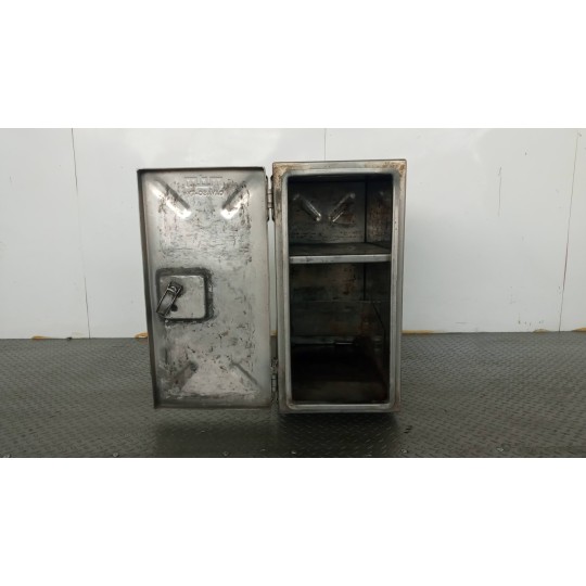 CASSA PORTA ATTREZZI VOLVO truck FH13 usato