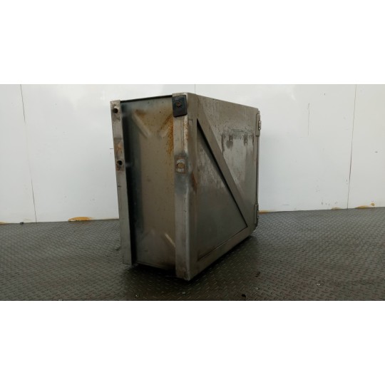 CASSA PORTA ATTREZZI VOLVO truck FH13 used