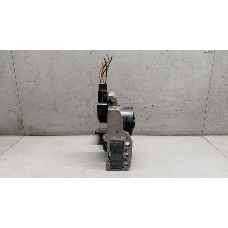 VOLVO truck ELETRONIC THROTTLE PEDAL  VOLVO truck FH13 used