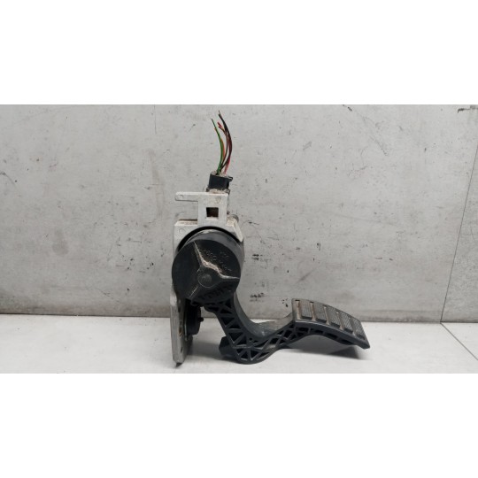 ELETRONIC THROTTLE PEDAL  VOLVO truck FH13 used