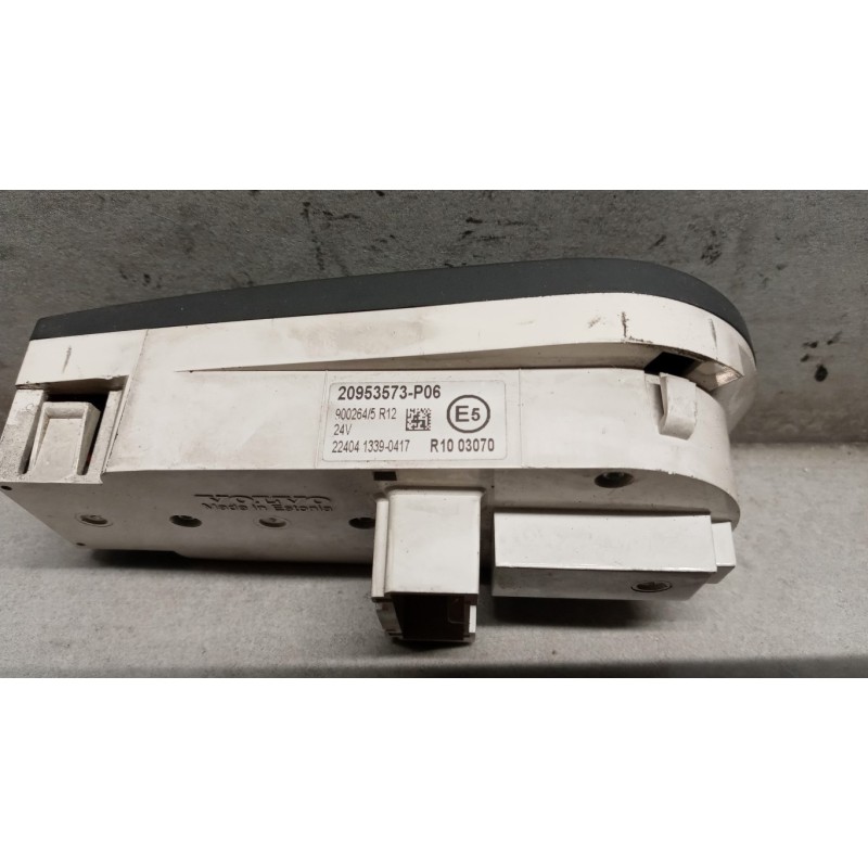 VOLVO truck BLOCK LOGHTS  VOLVO truck FH13 used