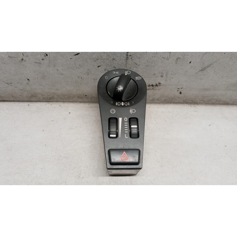 VOLVO truck BLOCCO LUCI VOLVO truck FH13 usato