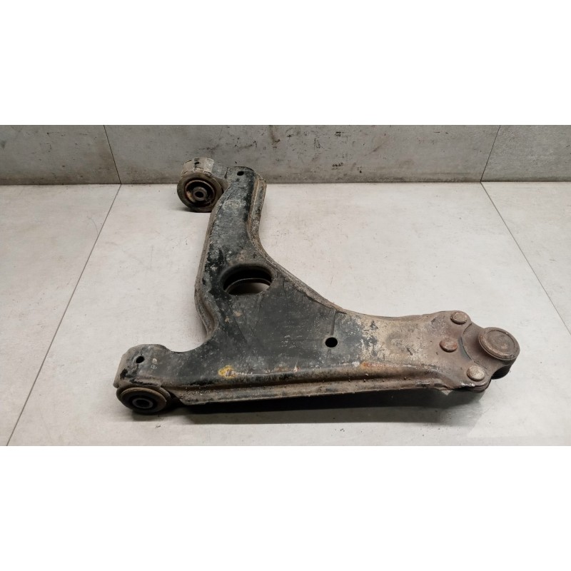 OPEL CONTROL ARM FRONT LOWER RIGHT  OPEL Zafira B 2005>2008 used