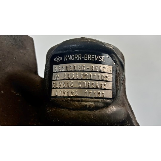 PINZA POSTERIORE DESTRA MERCEDES-BENZ truck Actros euro 6 2014>2021 usato