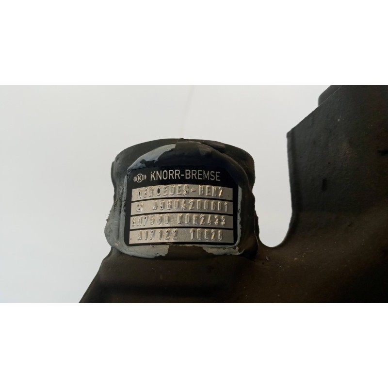 MERCEDES-BENZ truck PINZA ANTERIORE DESTRA MERCEDES-BENZ truck Actros euro 6 2014>2021 usato