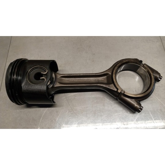 PISTONE MOTORE MERCEDES-BENZ truck Actros euro 6 2014>2021 usato