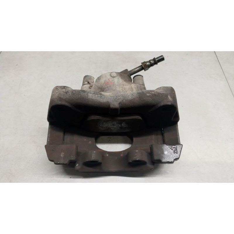 VOLKSWAGEN van PINZA ANTERIORE DESTRA VOLKSWAGEN van Trasporter T5 2009>2015 usato