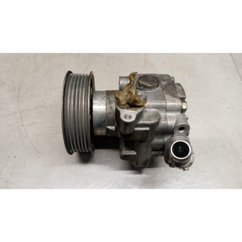 VOLKSWAGEN van STEERING PUMP VOLKSWAGEN van Trasporter T5 2009>2015 used