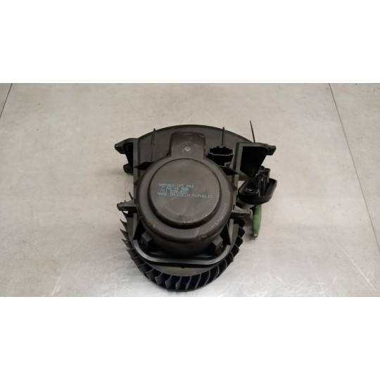 MOTORINO VENTILAZIONE INTERNA VOLKSWAGEN van Trasporter T5 2009>2015 usato