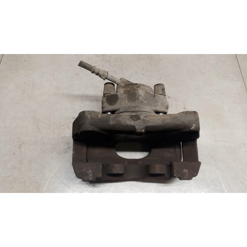 VOLKSWAGEN van PINZA ANTERIORE SINISTRA VOLKSWAGEN van Trasporter T5 2009>2015 usato