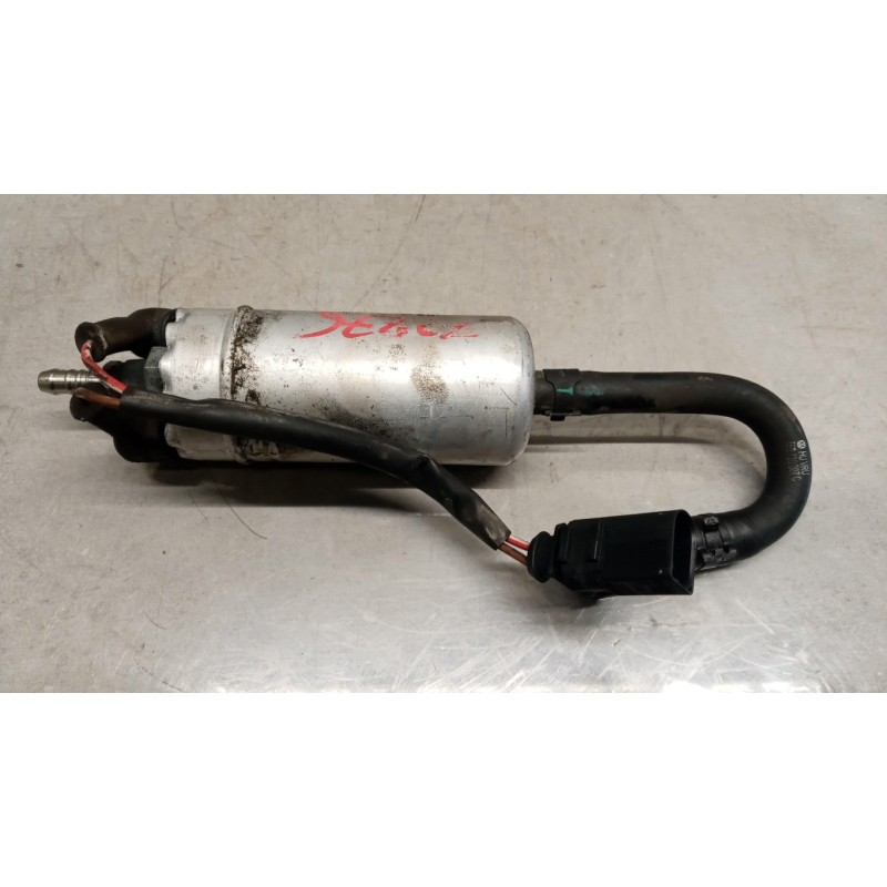 VOLKSWAGEN van PUMPS TANK VOLKSWAGEN van Trasporter T5 2009>2015 used