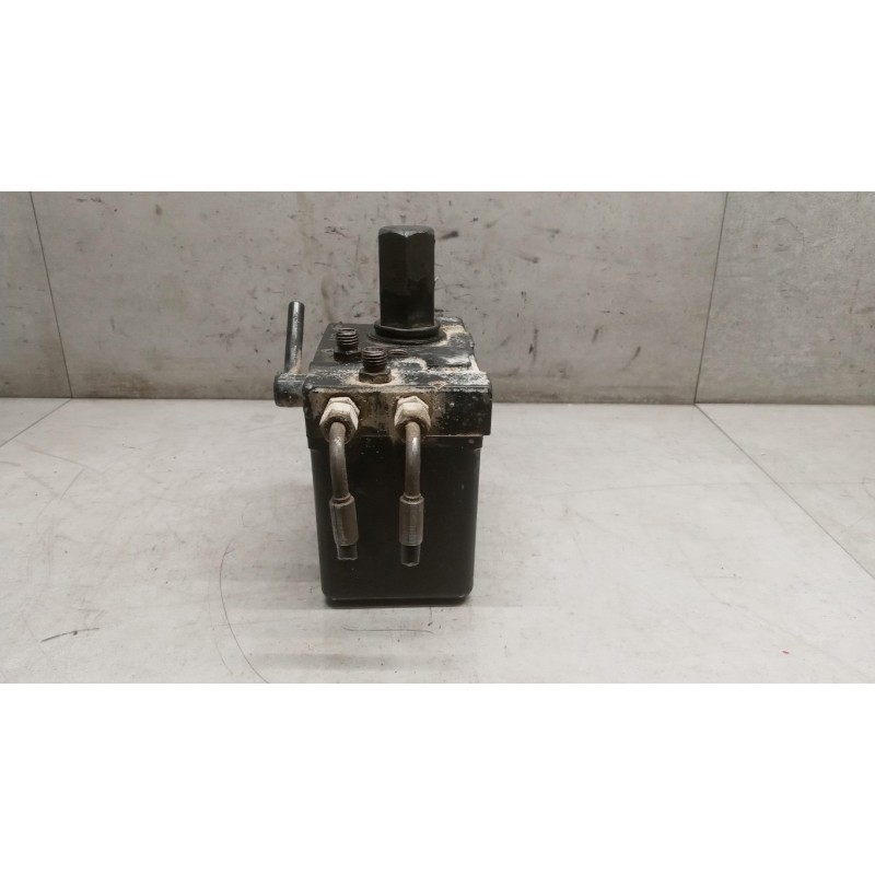 MAN CAB LIFT PUMP  MAN TG-A 2000>2007 used