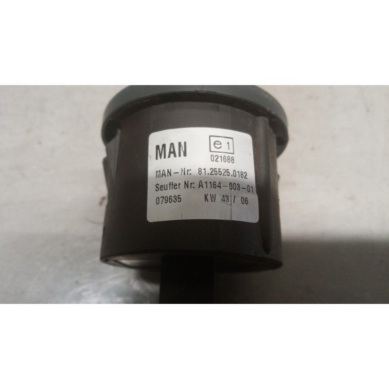 MAN LEVER MAN TG-A 2000>2007 used