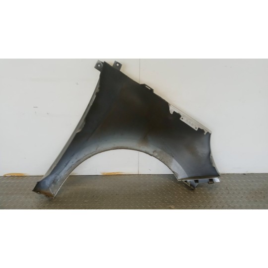 PARAFANGO ANTERIORE SINISTRO RENAULT Scenic 2013>2016 usato