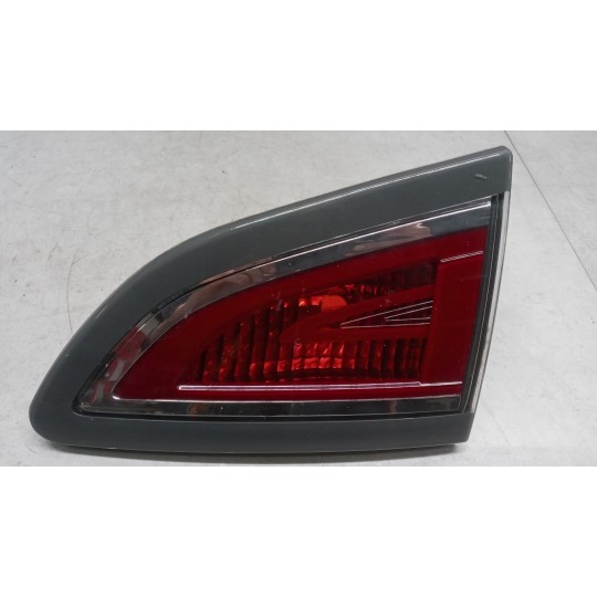 FARO POSTERIORE INTERNO DESTRO RENAULT Scenic 2013>2016 usato