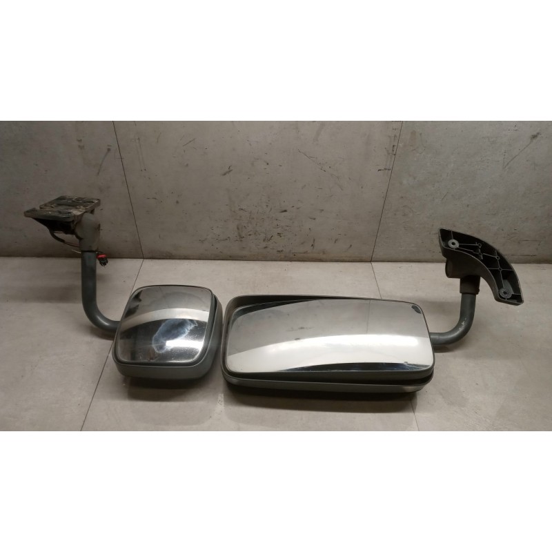 MAN RIGHT ELETRIC REAR-VIEW MIRROR  MAN TG-A 2000>2007 used