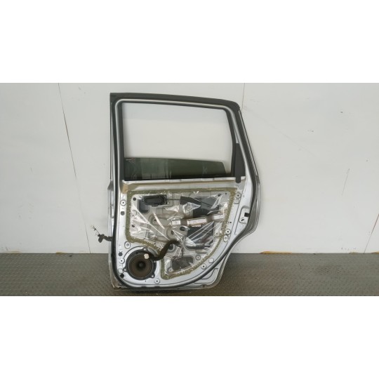 PORTA POSTERIORE DESTRA NISSAN Note 2006>2008 usato