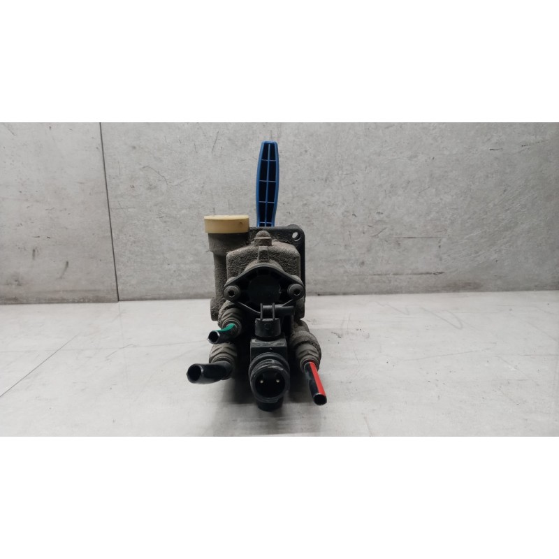 V.I. rimorchi e semi VARIE FRENI 2 V.I. rimorchi e semi . usato