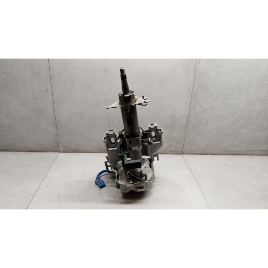 PIANTONE STERZO NISSAN Note 2006>2008 usato