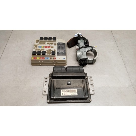 CENTRALINA MOTORE NISSAN Note 2006>2008 usato