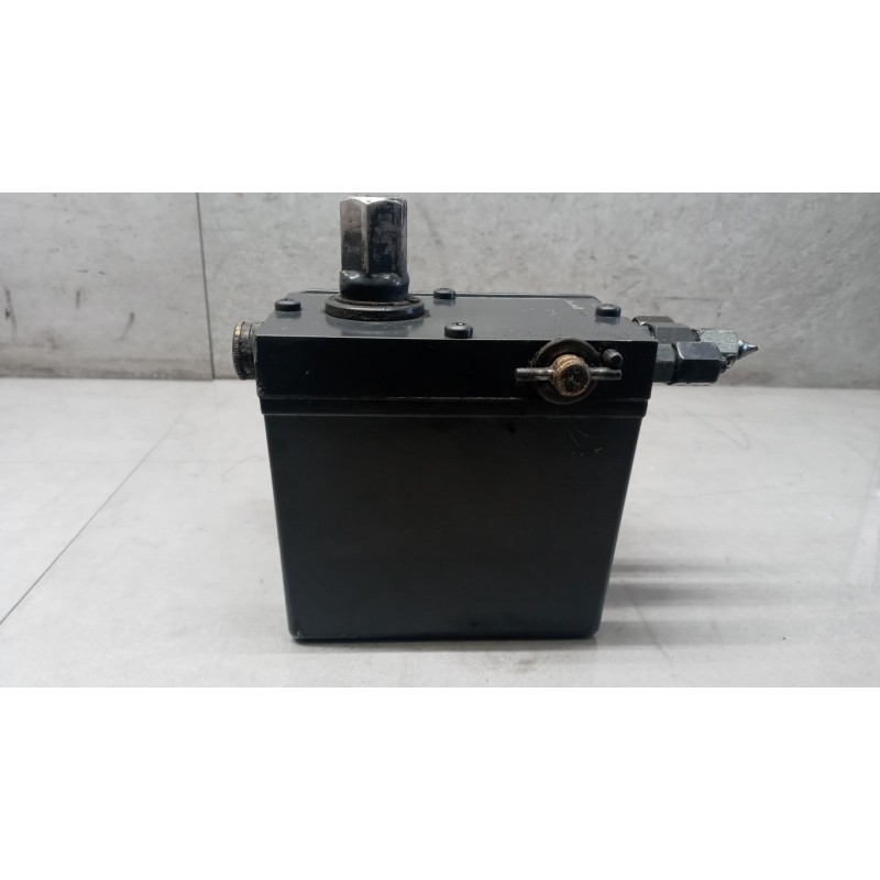 SCANIA CAB LIFT PUMP  SCANIA Serie G 2005> used