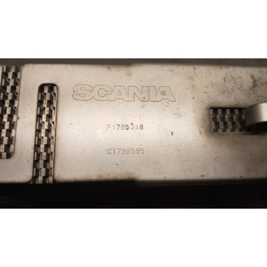 RADIATORE INTERCOOLERS SCANIA Serie G 2005> usato