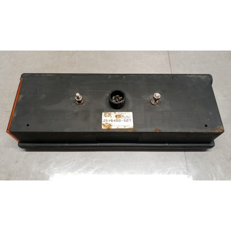 V.I. rimorchi e semi FARO POSTERIORE ESTERNO SINISTRO V.I. rimorchi e semi . usato